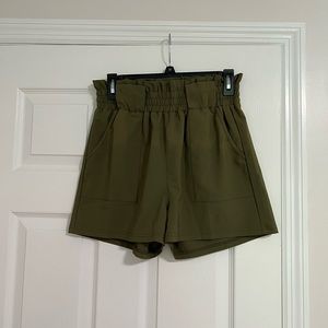 Elegant Shorts | Aprance Shorts | Green Shorts